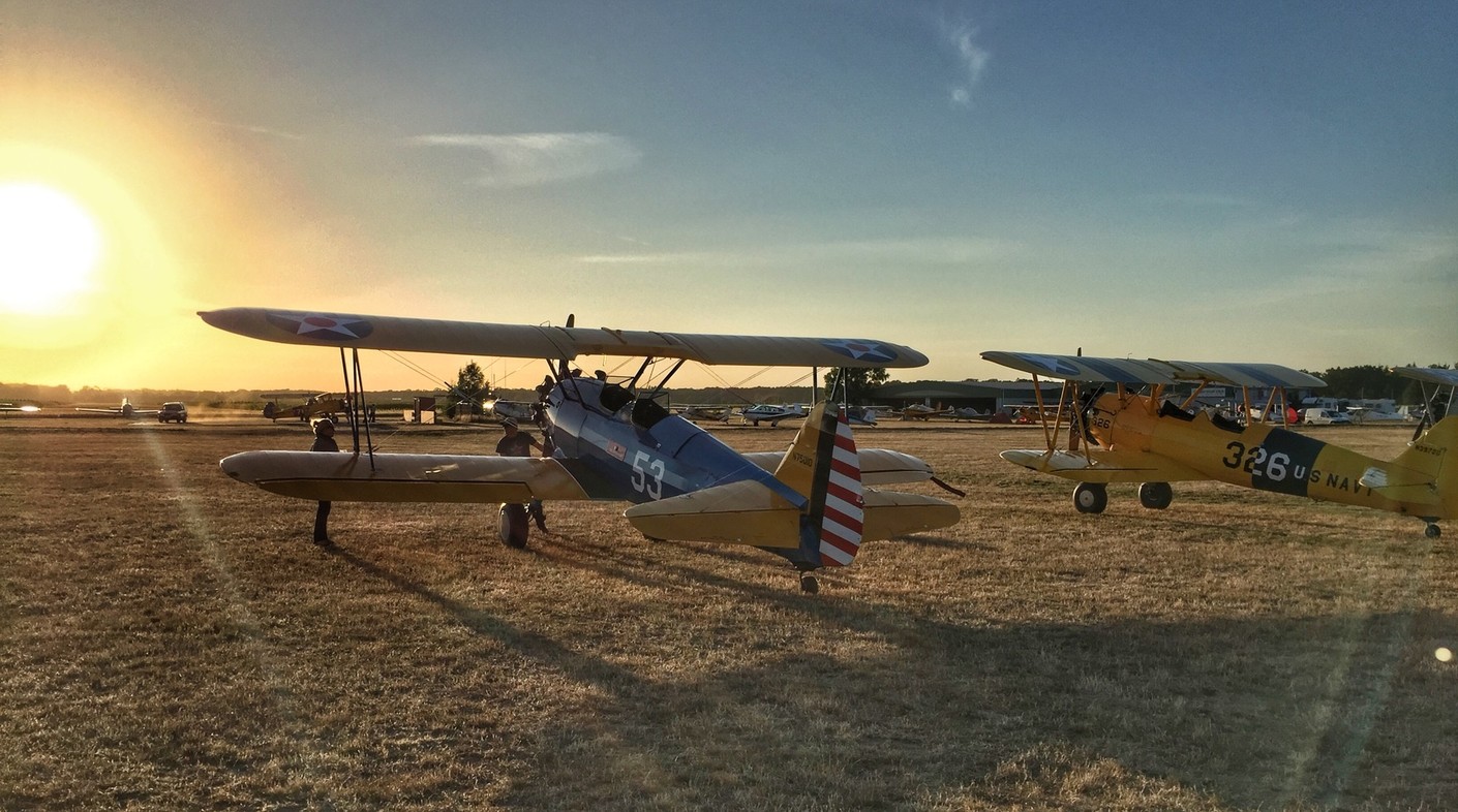 Übernachten am Flugplatz Bienenfarm